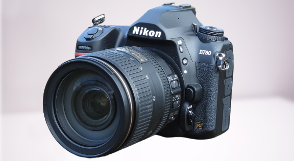 Nikon D780